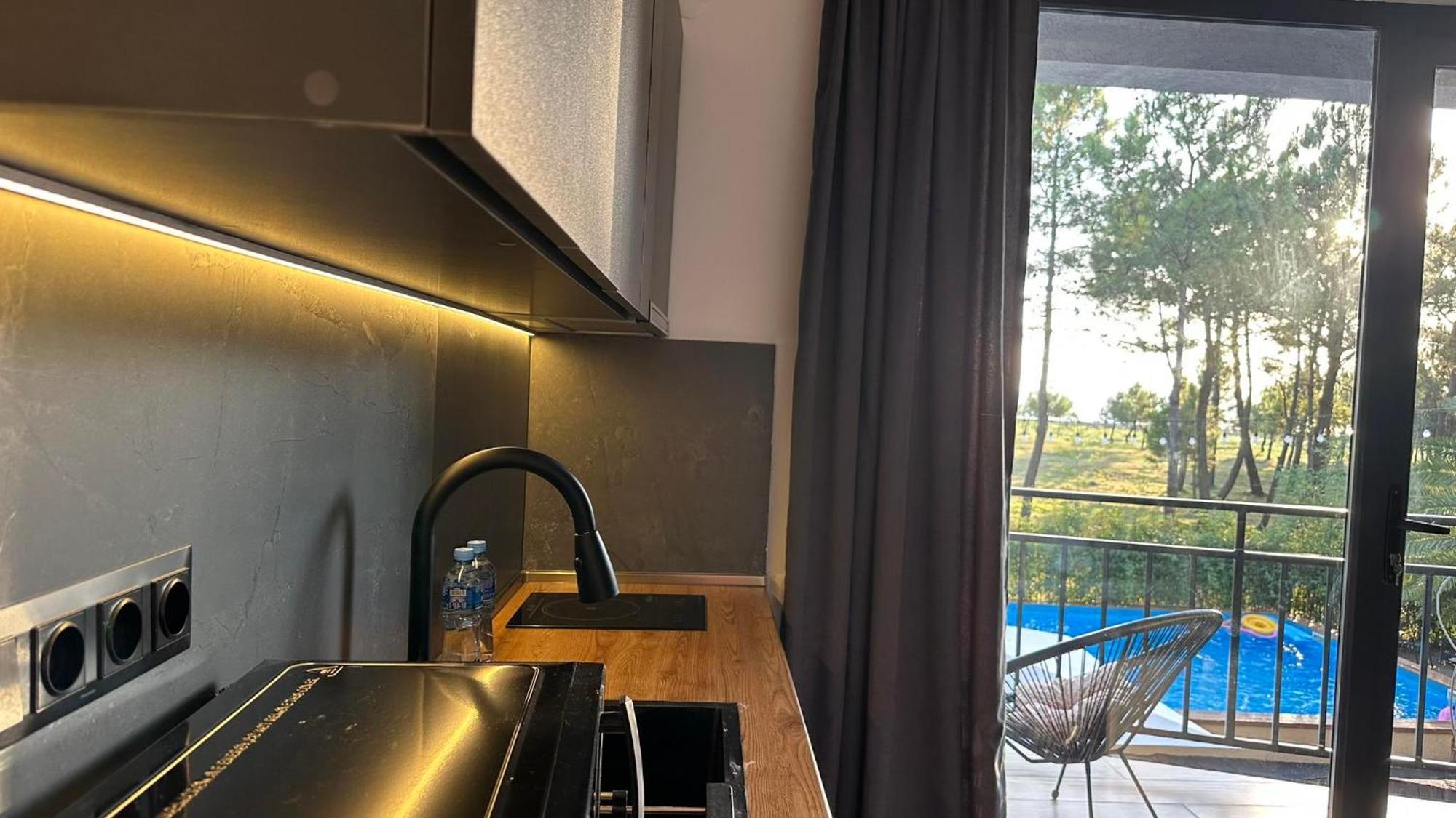 Iveria Elli Hotel Shekhvetili Buitenkant foto