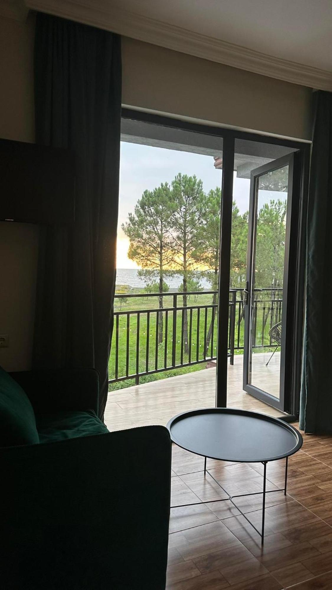 Iveria Elli Hotel Shekhvetili Buitenkant foto