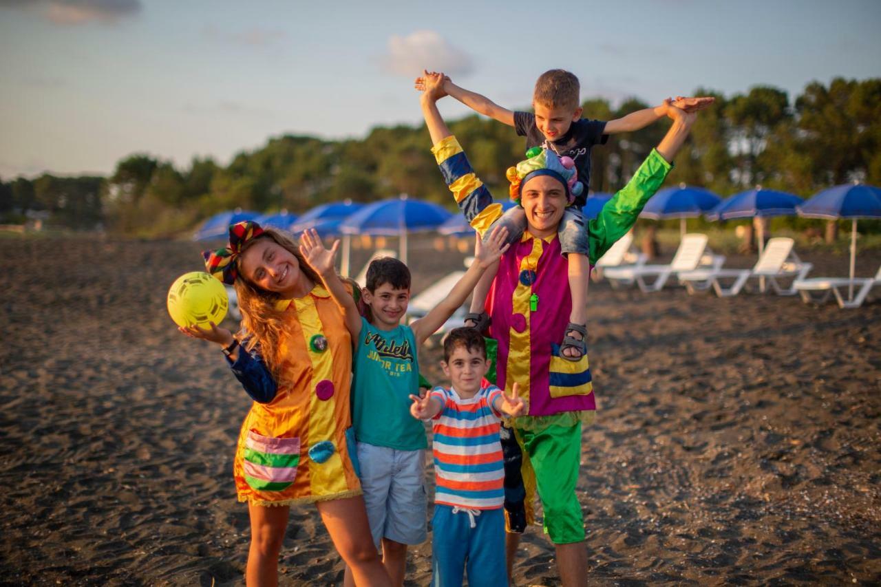 Iveria Elli Hotel Shekhvetili Buitenkant foto
